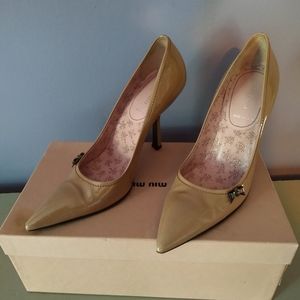 Miu Miu patent leather bow high heel pumps